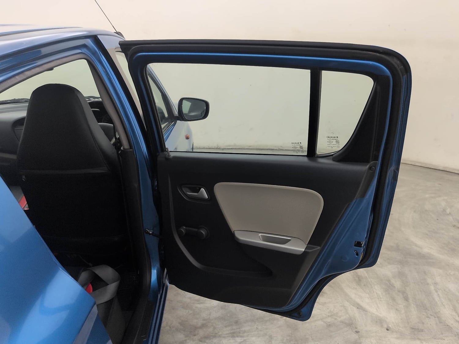 Used 2016 Maruti Suzuki Alto K10 VXi Petrol Manual interior RIGHT REAR DOOR OPEN VIEW