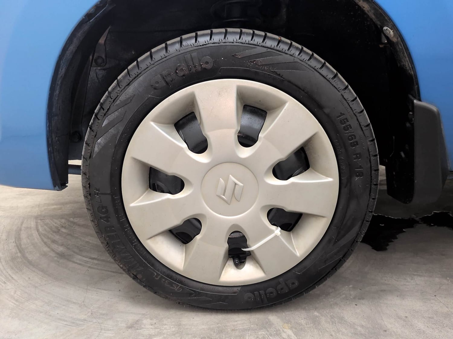 Used 2016 Maruti Suzuki Alto K10 VXi Petrol Manual tyres LEFT FRONT TYRE RIM VIEW