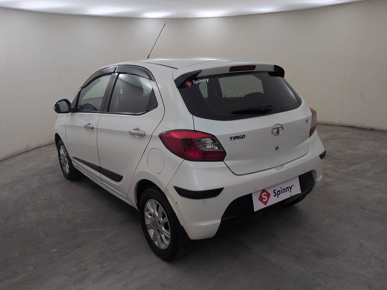 Used 2018 Tata Tiago Revotron XZ Petrol Manual exterior LEFT REAR CORNER VIEW