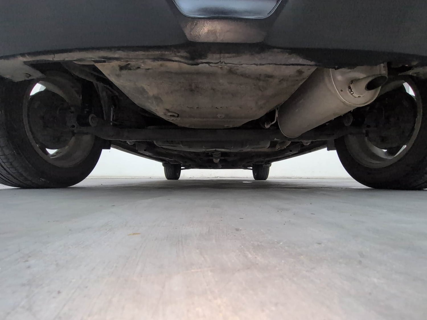 Used 2018 Tata Tiago Revotron XZ Petrol Manual extra REAR UNDERBODY VIEW (TAKEN FROM REAR)