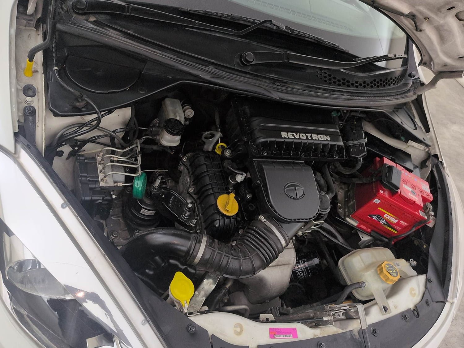 Used 2018 Tata Tiago Revotron XZ Petrol Manual engine ENGINE RIGHT SIDE VIEW