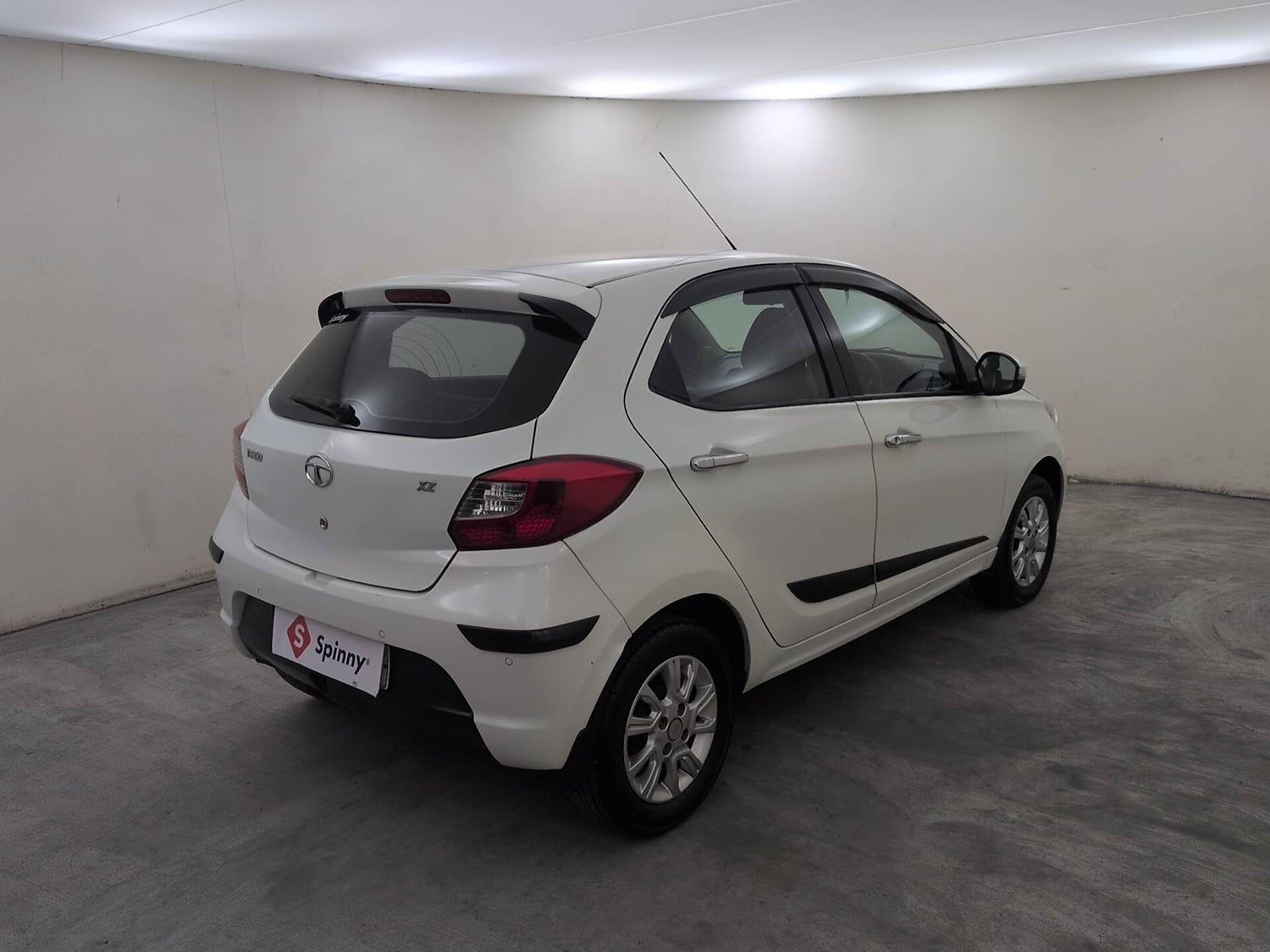 Used 2018 Tata Tiago Revotron XZ Petrol Manual exterior RIGHT REAR CORNER VIEW