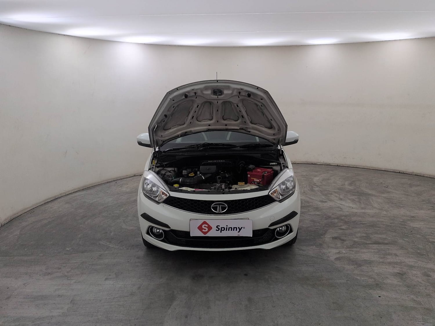 Used 2018 Tata Tiago Revotron XZ Petrol Manual engine ENGINE & BONNET OPEN FRONT VIEW