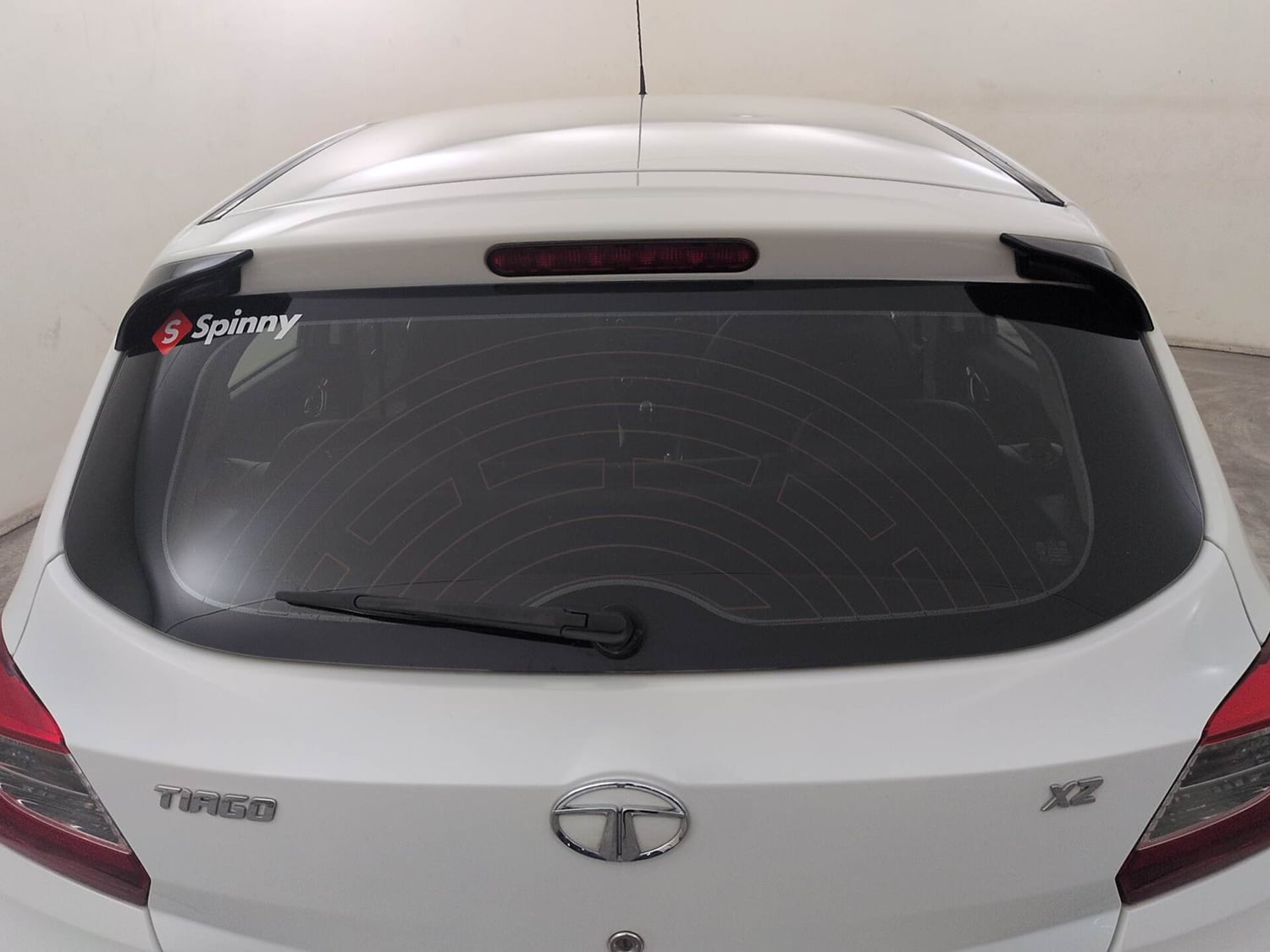Used 2018 Tata Tiago Revotron XZ Petrol Manual exterior BACK WINDSHIELD VIEW