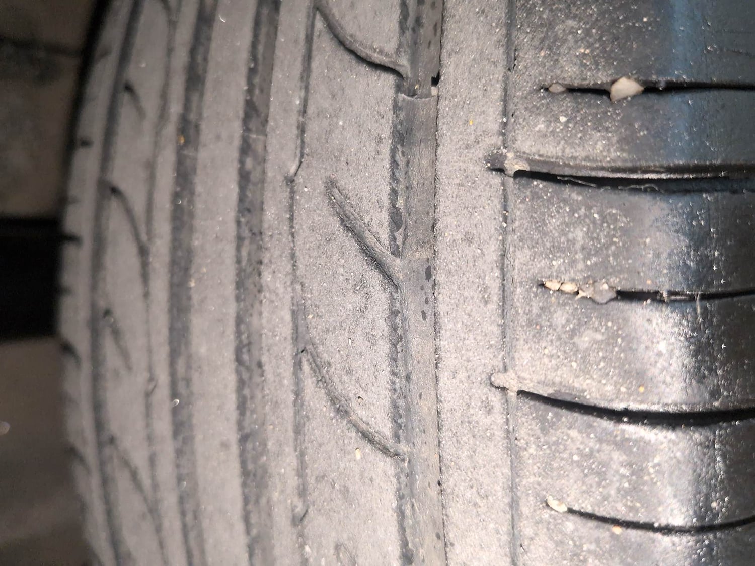 Used 2018 Tata Tiago Revotron XZ Petrol Manual tyres LEFT REAR TYRE TREAD VIEW