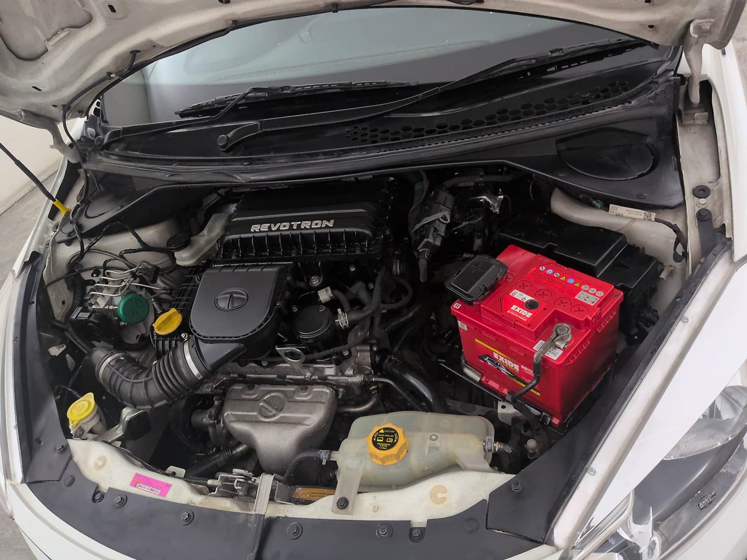Used 2018 Tata Tiago Revotron XZ Petrol Manual engine ENGINE LEFT SIDE VIEW
