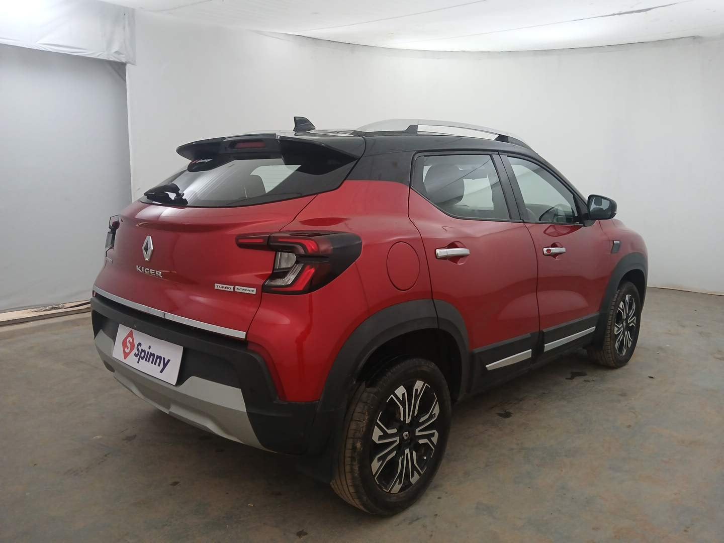 Used 2021 Renault Kiger RXZ Turbo CVT Dual Tone Petrol Automatic exterior RIGHT REAR CORNER VIEW
