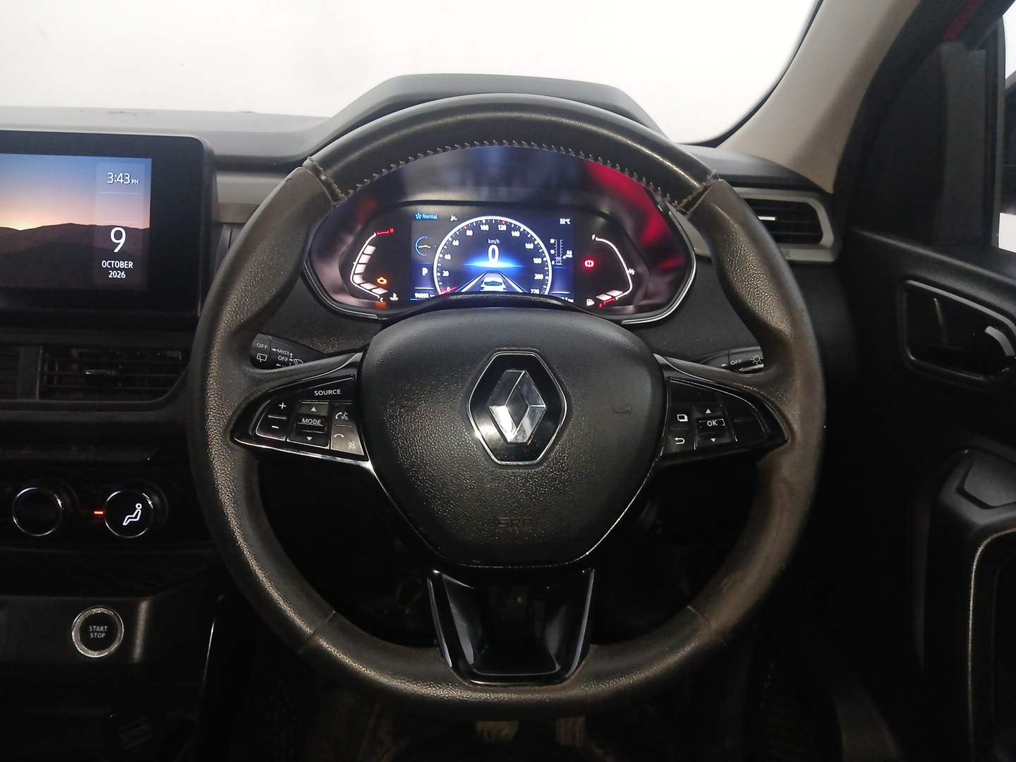 Used 2021 Renault Kiger RXZ Turbo CVT Dual Tone Petrol Automatic interior STEERING VIEW