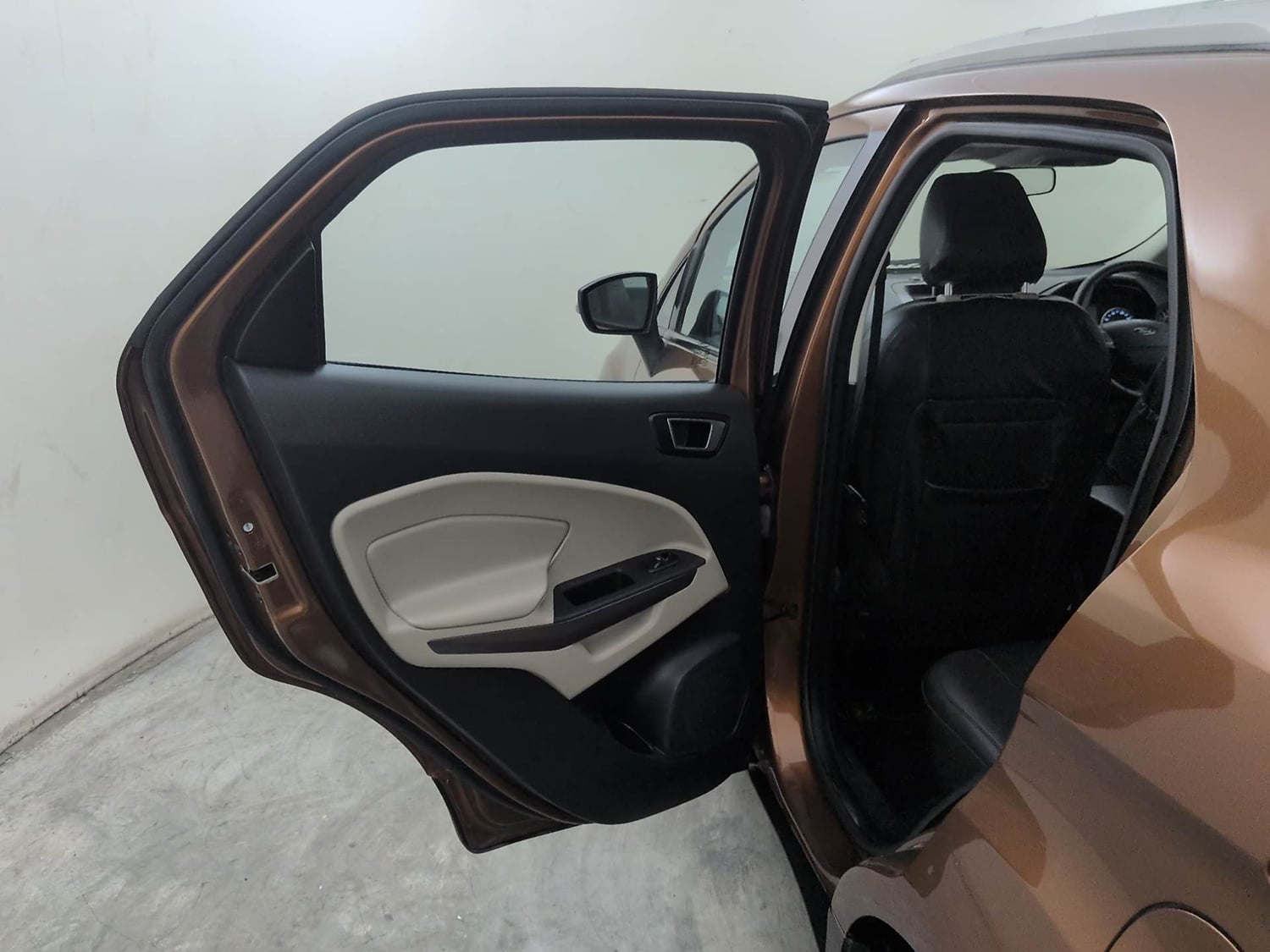 Used 2020 Ford EcoSport Titanium 1.5L TDCi Diesel Manual interior LEFT REAR DOOR OPEN VIEW