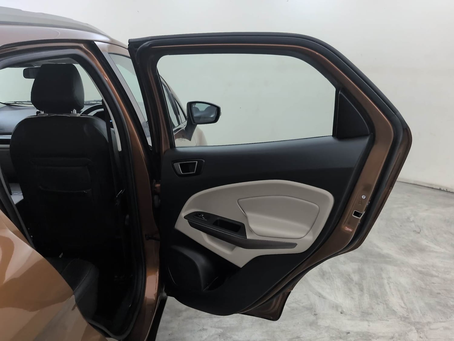 Used 2020 Ford EcoSport Titanium 1.5L TDCi Diesel Manual interior RIGHT REAR DOOR OPEN VIEW