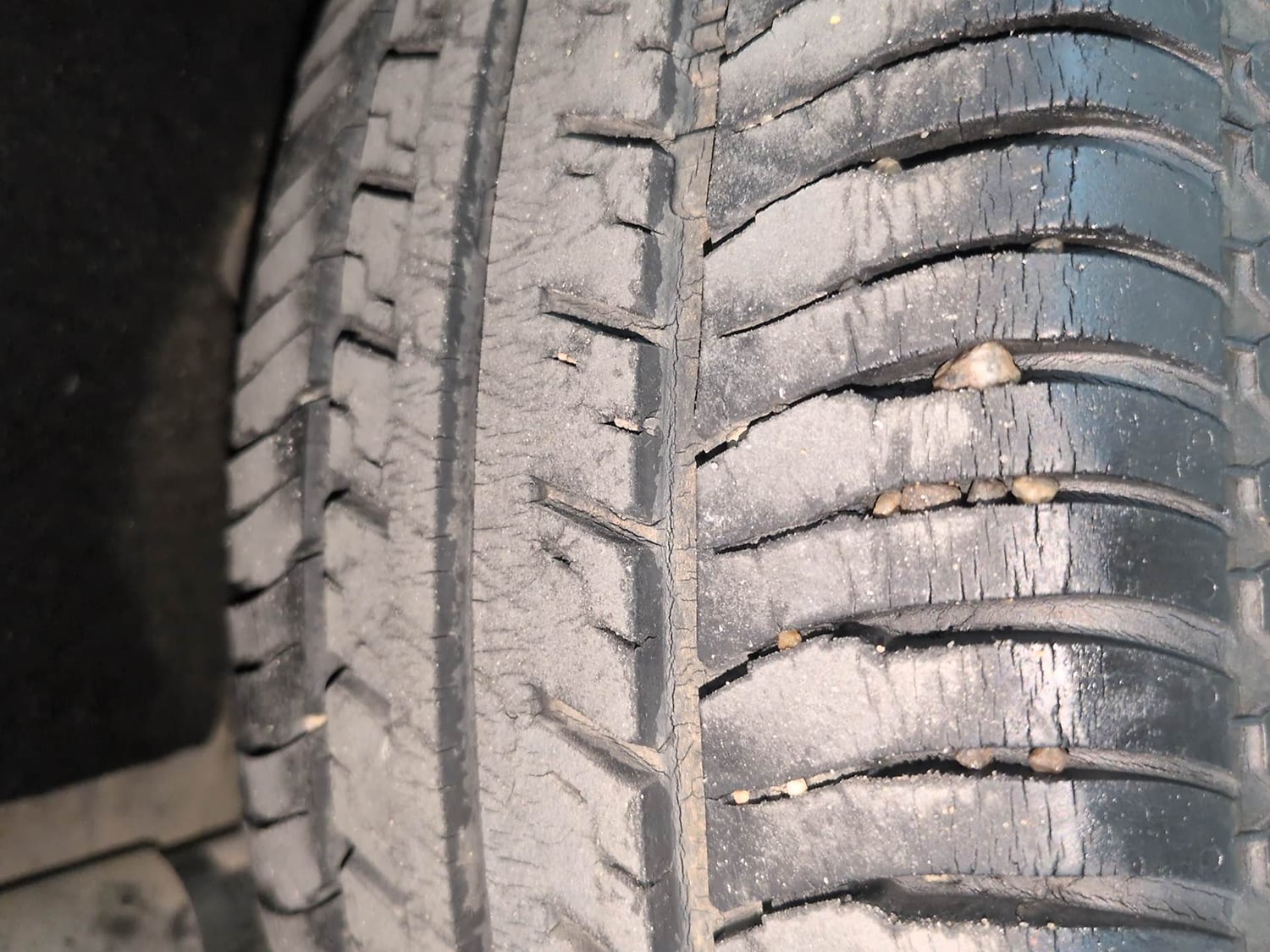 Used 2020 Ford EcoSport Titanium 1.5L TDCi Diesel Manual tyres RIGHT REAR TYRE TREAD VIEW