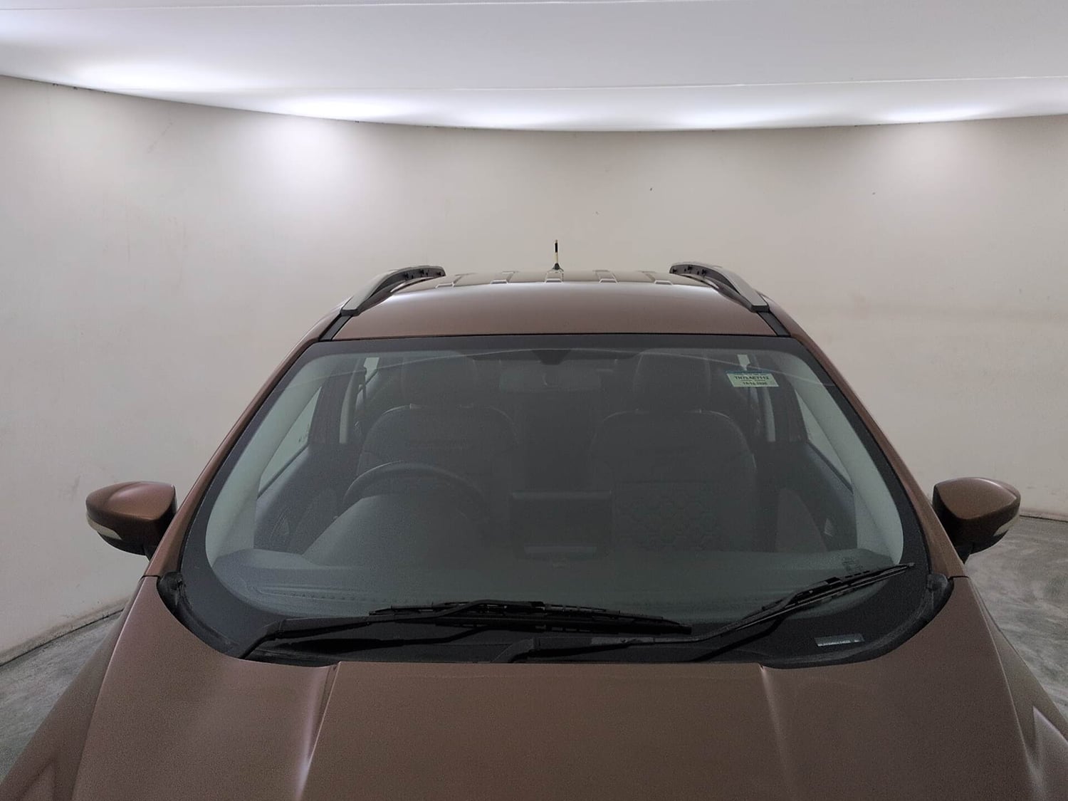 Used 2020 Ford EcoSport Titanium 1.5L TDCi Diesel Manual exterior FRONT WINDSHIELD VIEW