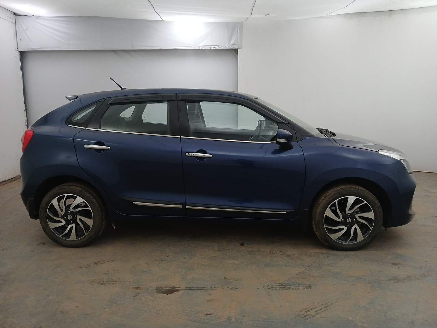 Used 2022 Maruti Suzuki Baleno Zeta Petrol Manual exterior RIGHT SIDE VIEW