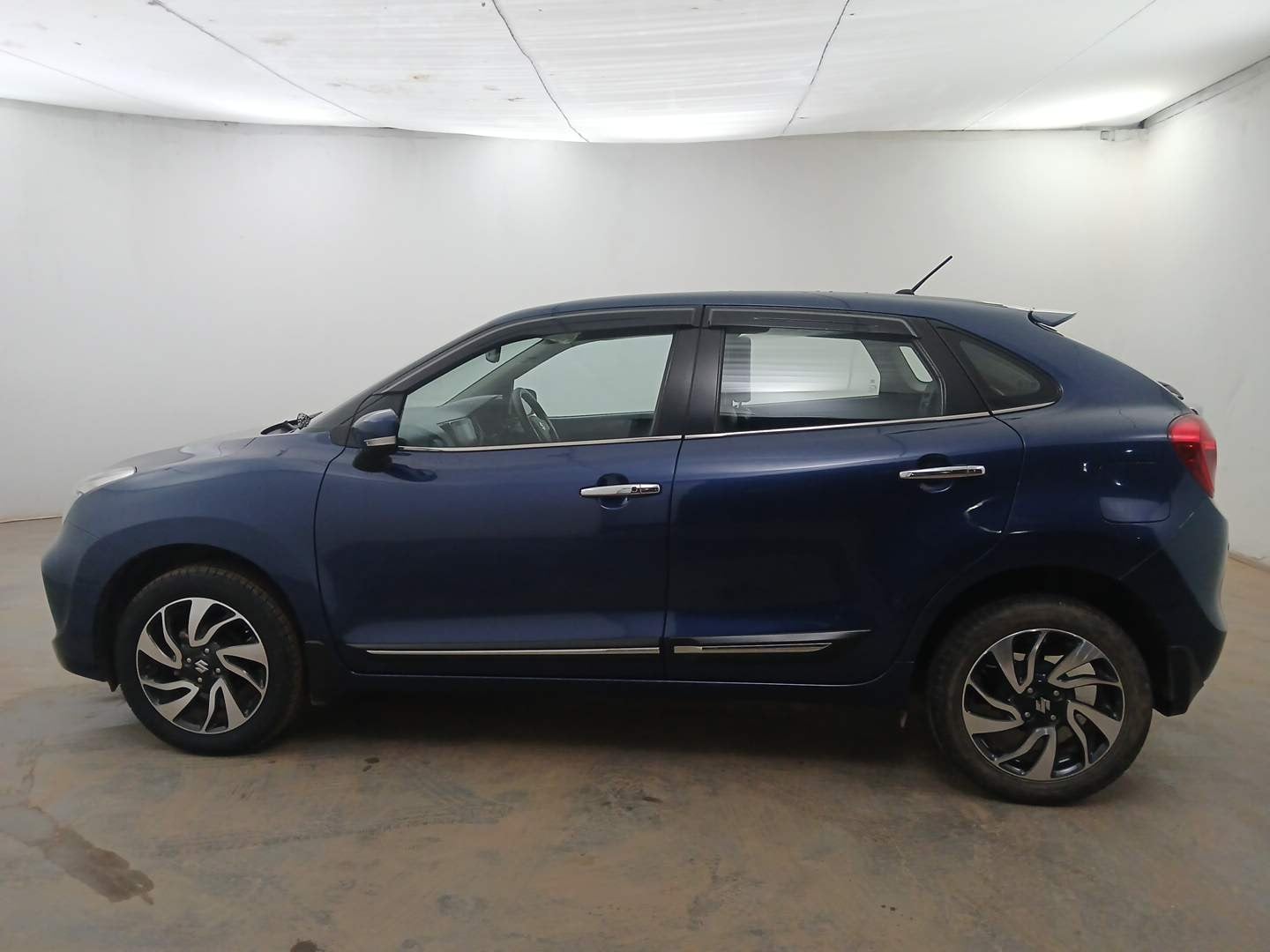 Used 2022 Maruti Suzuki Baleno Zeta Petrol Manual exterior LEFT SIDE VIEW