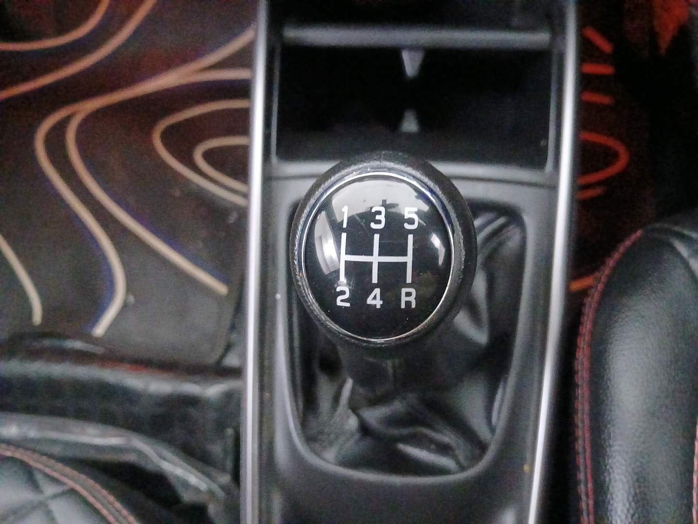 Used 2022 Maruti Suzuki Baleno Zeta Petrol Manual interior GEAR  KNOB VIEW