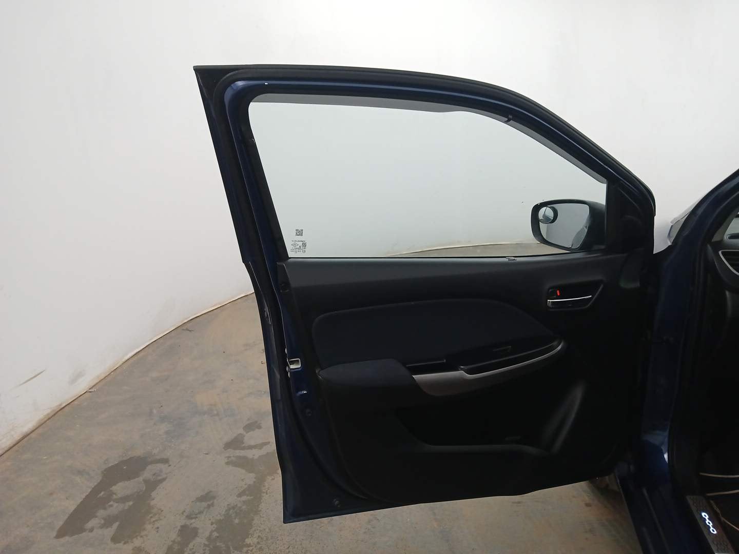 Used 2022 Maruti Suzuki Baleno Zeta Petrol Manual interior LEFT FRONT DOOR OPEN VIEW