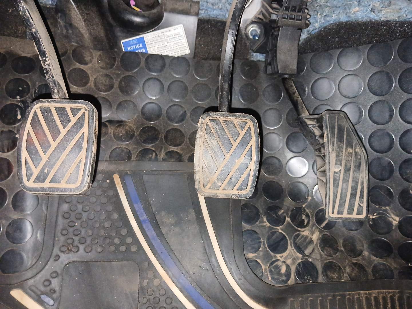 Used 2022 Maruti Suzuki Baleno Zeta Petrol Manual interior PEDALS VIEW