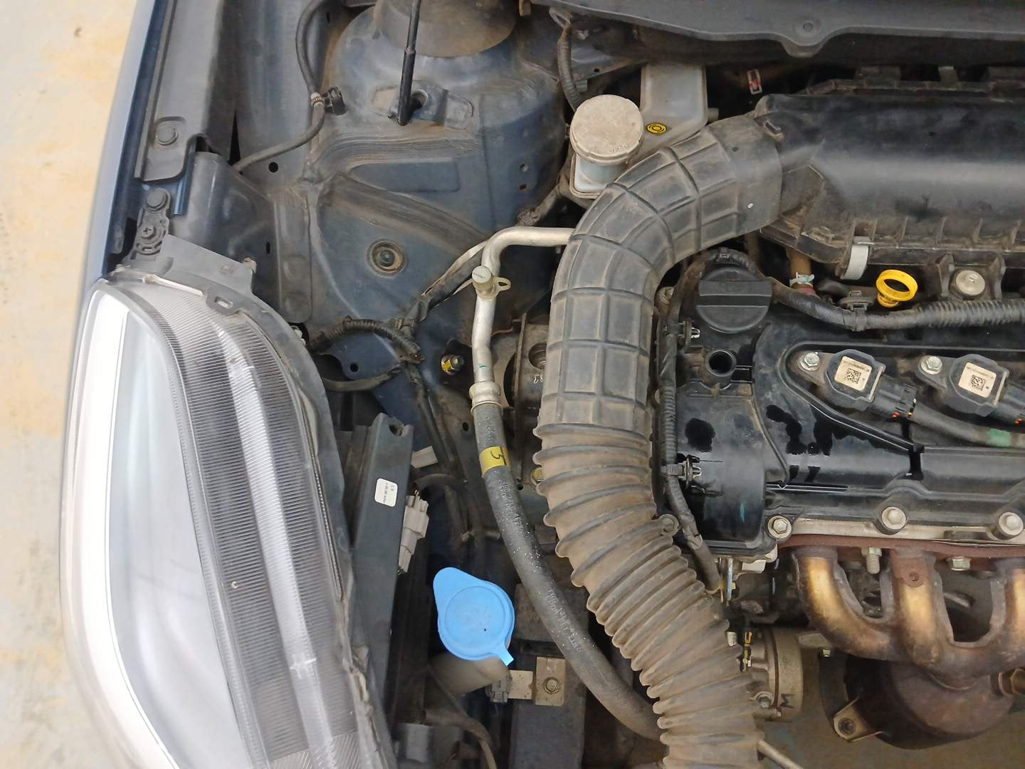 Used 2022 Maruti Suzuki Baleno Zeta Petrol Manual engine ENGINE RIGHT SIDE VIEW