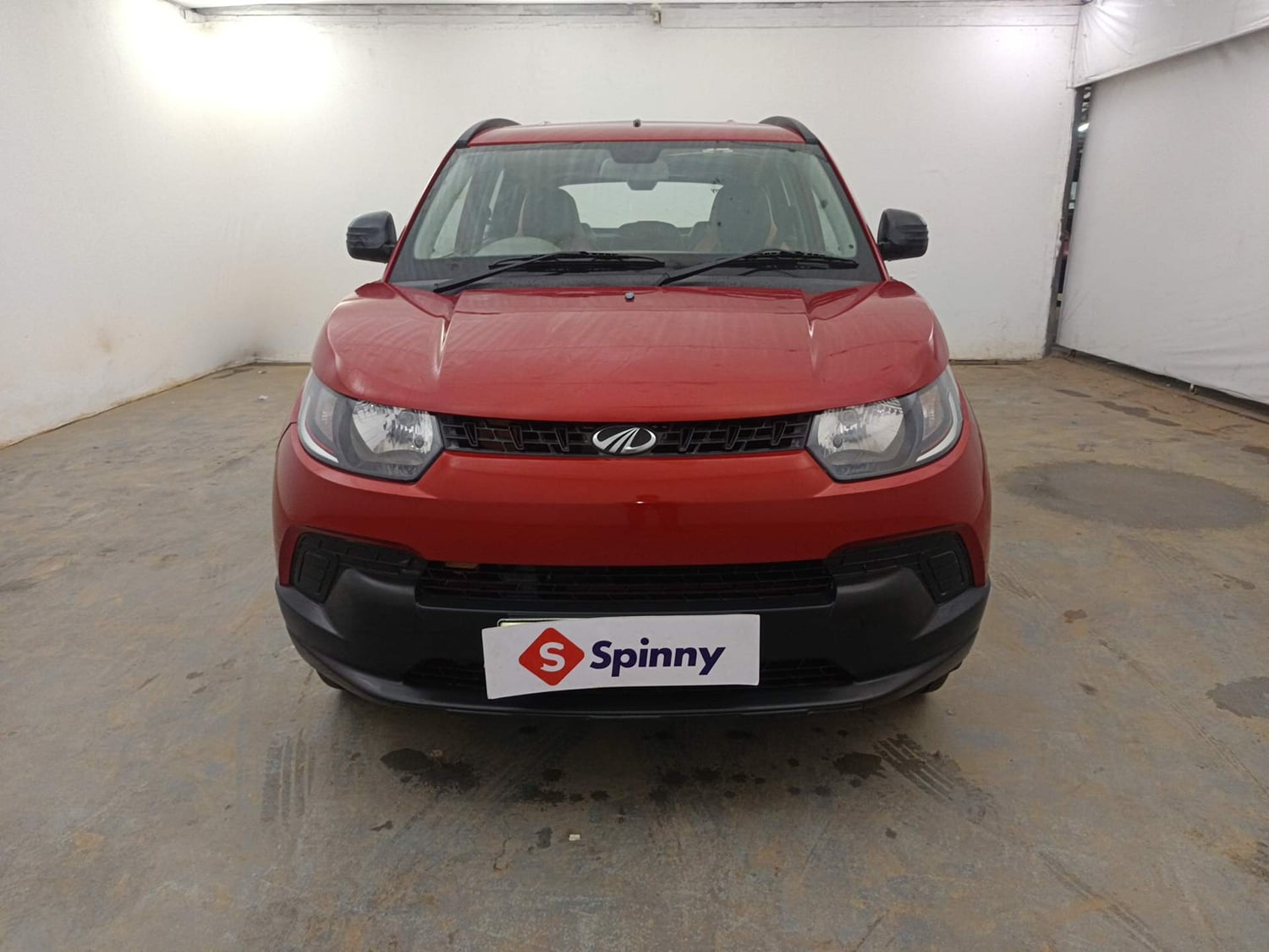 Used 2017 Mahindra KUV100 K2 6 STR Petrol Manual exterior FRONT VIEW