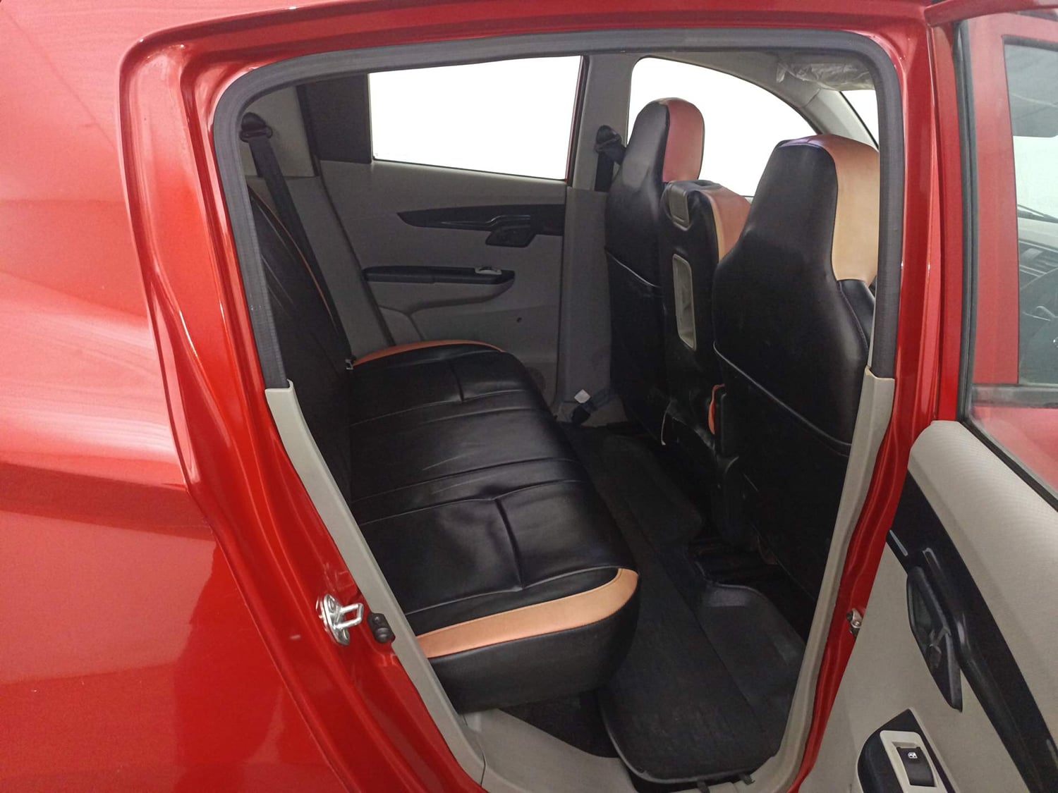 Used 2017 Mahindra KUV100 K2 6 STR Petrol Manual interior RIGHT SIDE REAR DOOR CABIN VIEW