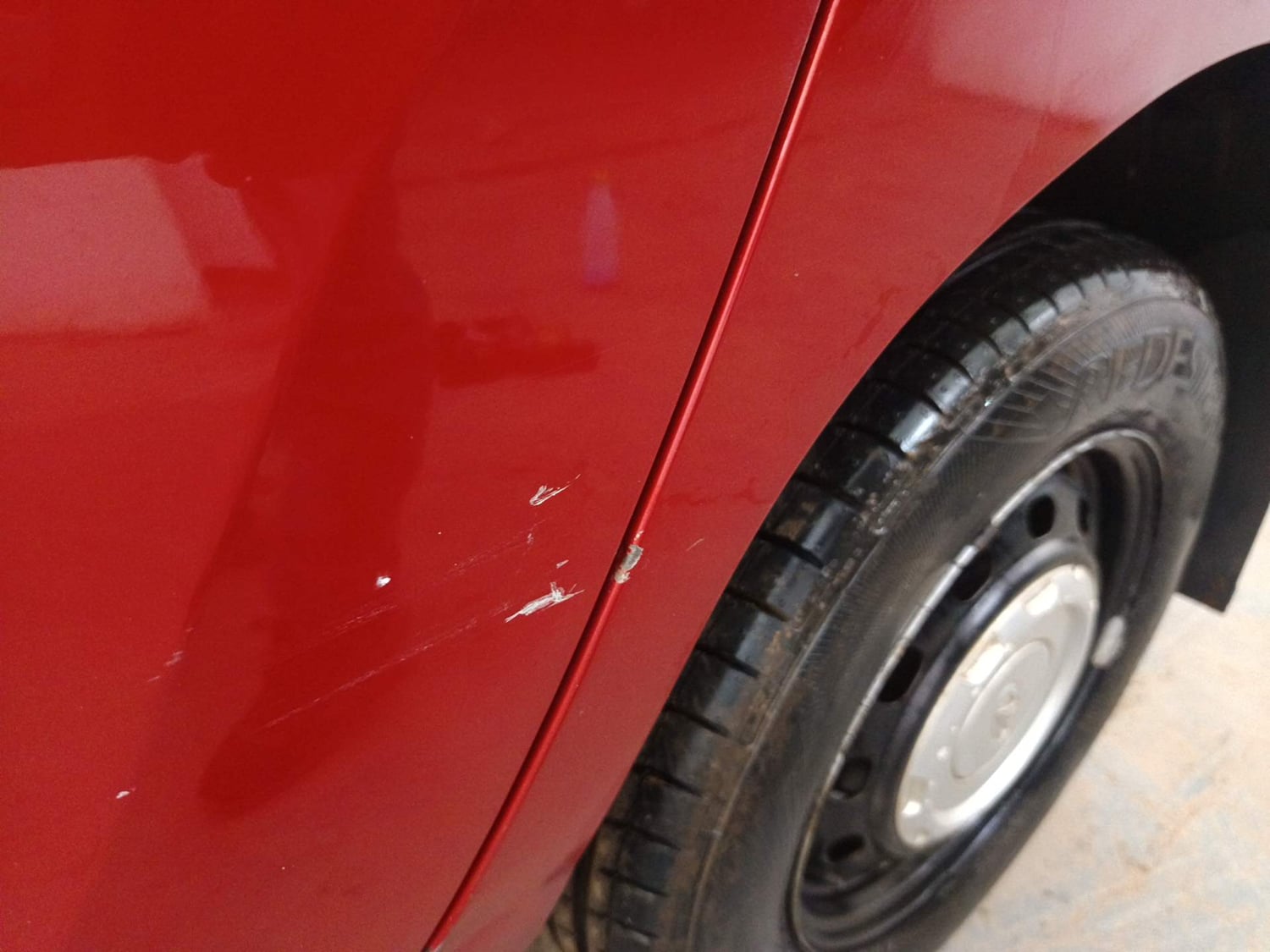 Used 2017 Mahindra KUV100 K2 6 STR Petrol Manual dents MINOR SCRATCH