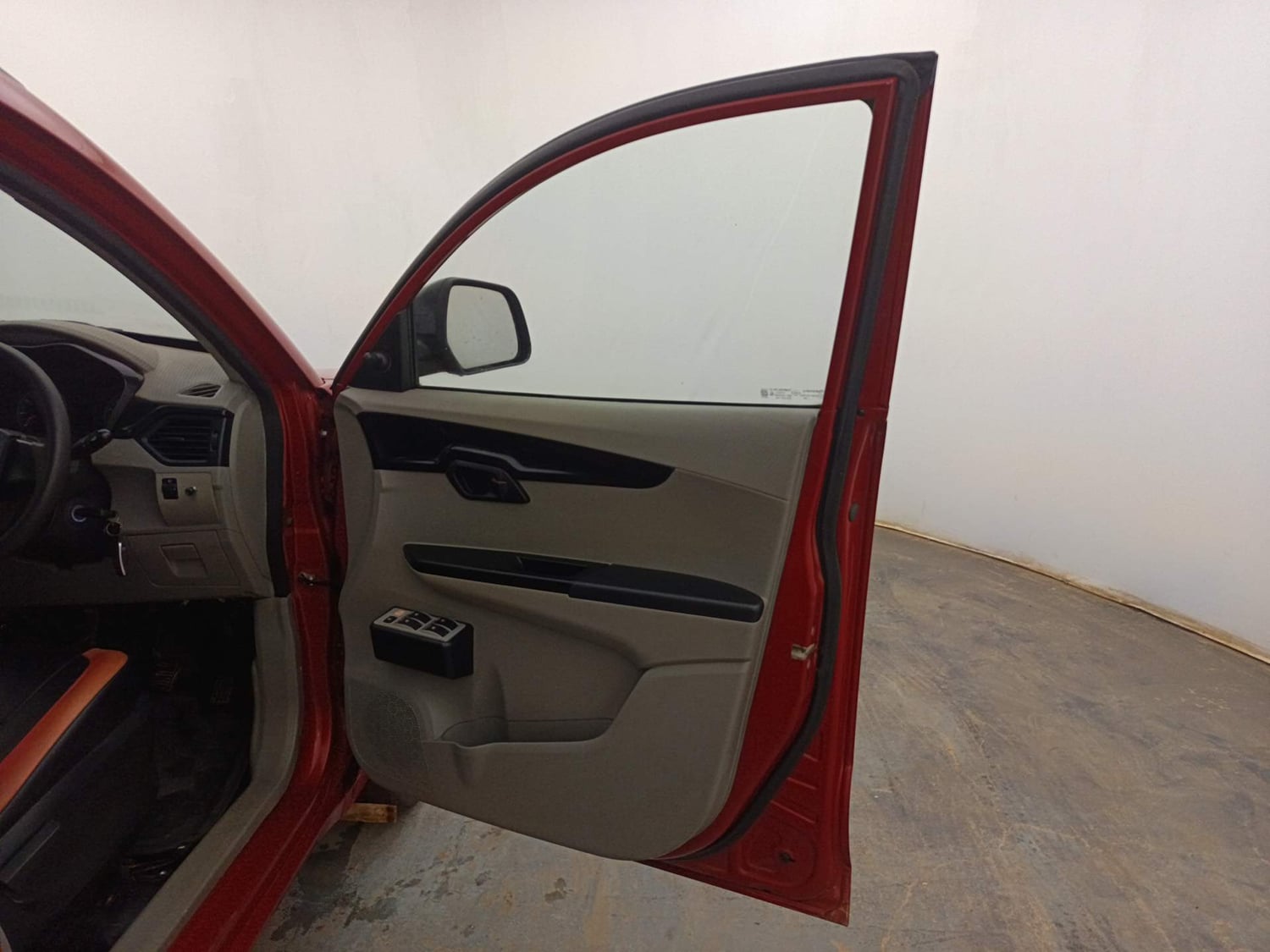 Used 2017 Mahindra KUV100 K2 6 STR Petrol Manual interior RIGHT FRONT DOOR OPEN VIEW