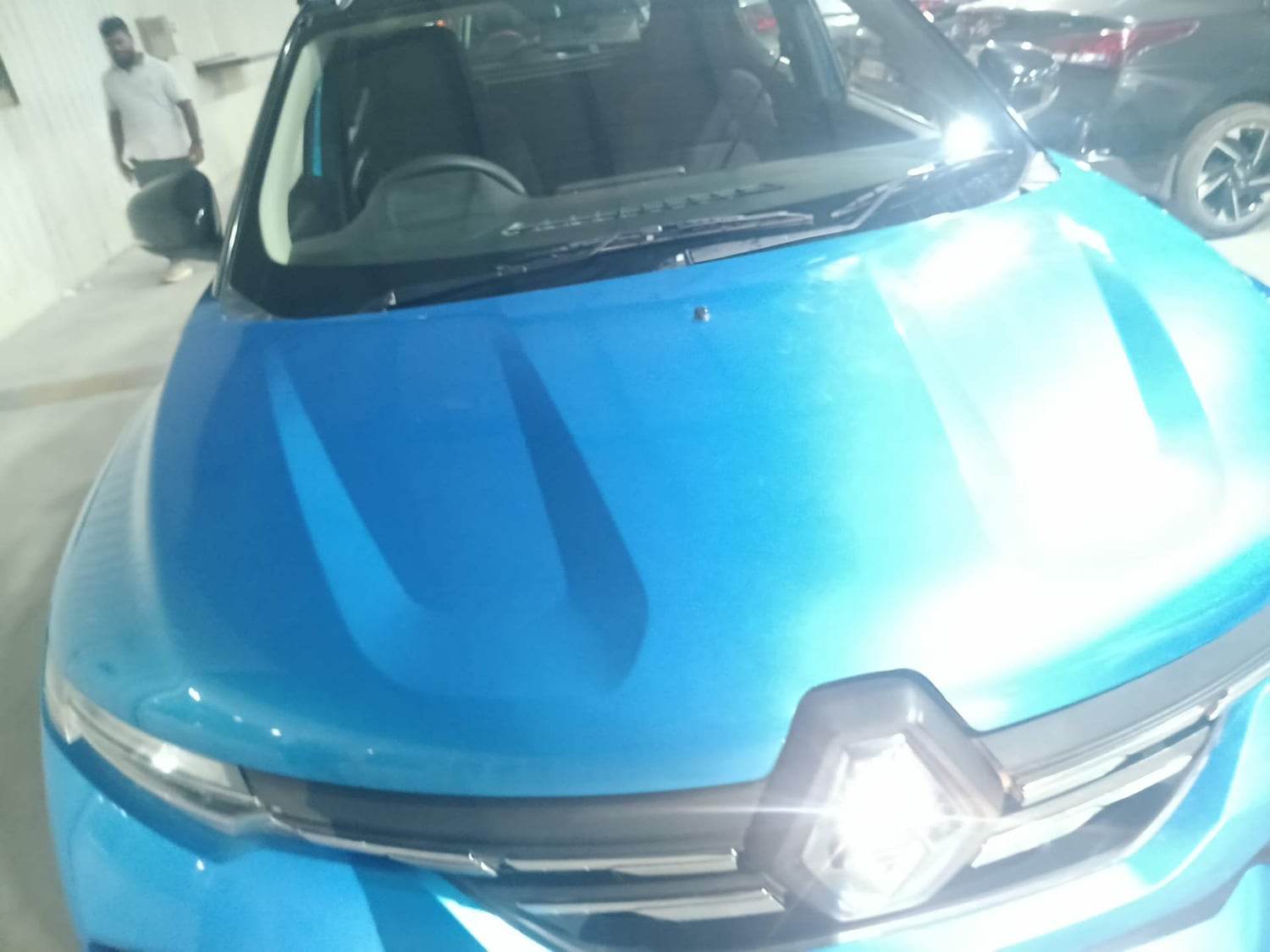 Used 2021 Renault Kiger RXT 1.0 Turbo MT Dual Tone Petrol Manual dents MINOR SCRATCH