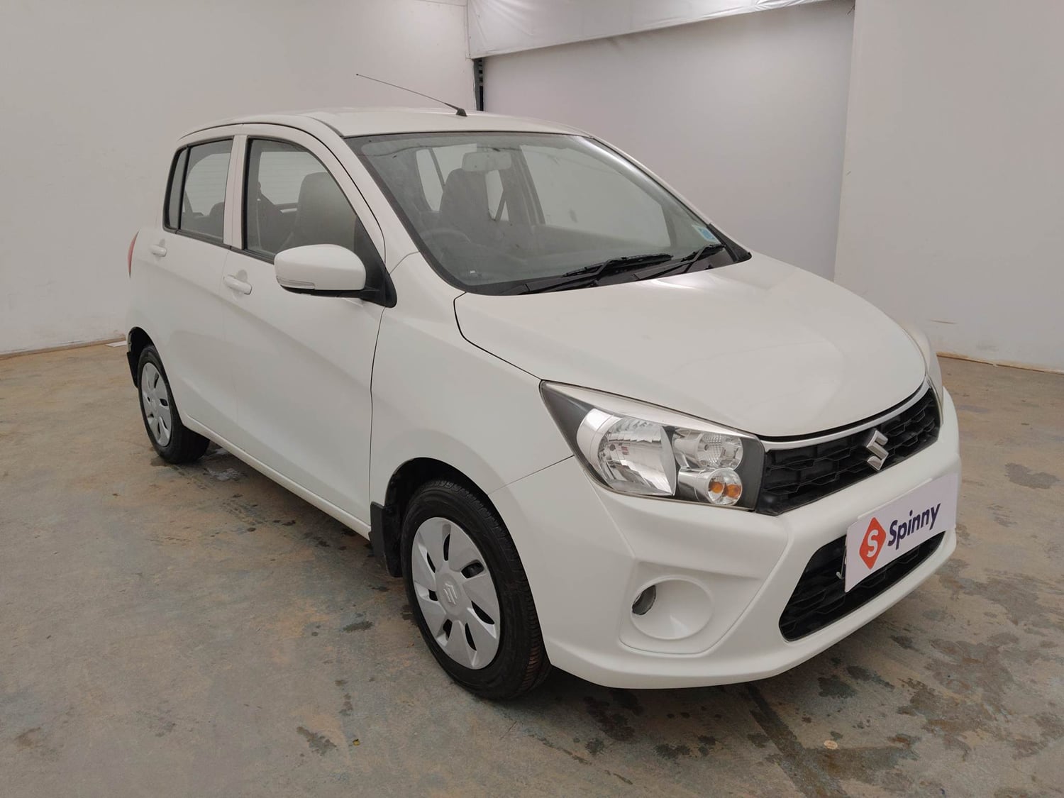 Used 2018 Maruti Suzuki Celerio ZXi AMT Petrol Automatic exterior RIGHT FRONT CORNER VIEW