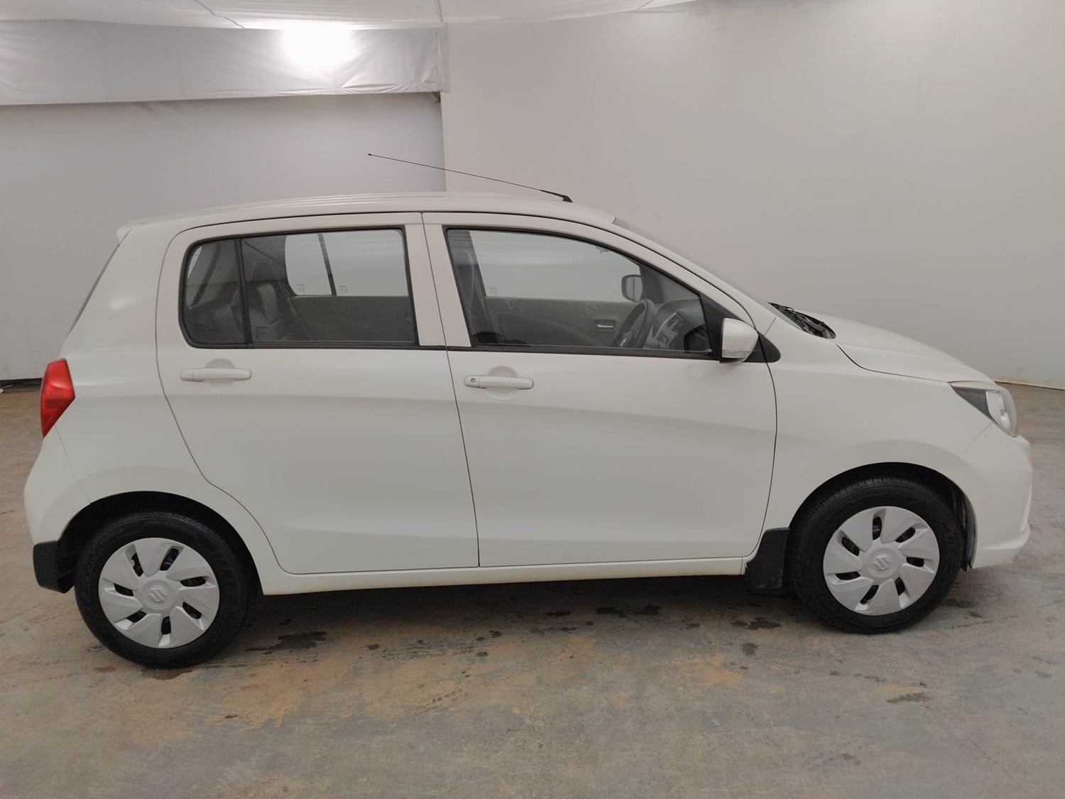 Used 2018 Maruti Suzuki Celerio ZXi AMT Petrol Automatic exterior RIGHT SIDE VIEW