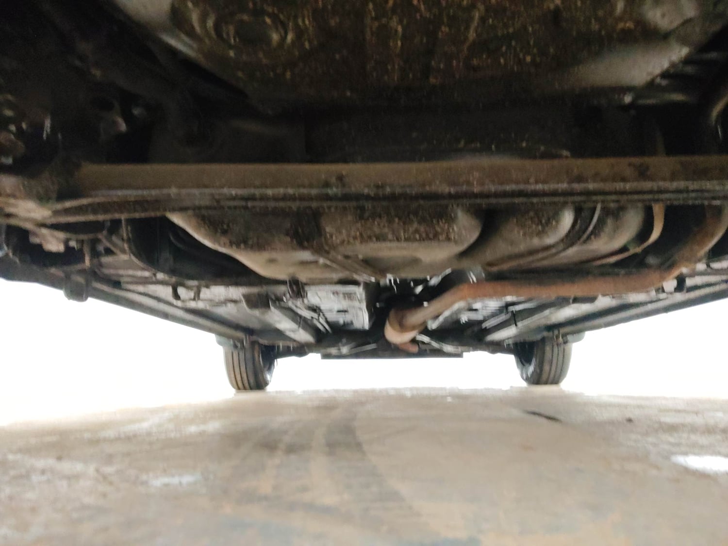 Used 2018 Maruti Suzuki Celerio ZXi AMT Petrol Automatic extra REAR UNDERBODY VIEW (TAKEN FROM REAR)