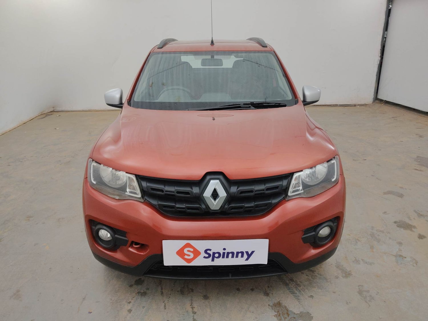 Used 2018 Renault Kwid 1.0 RXT AMT Petrol Automatic exterior FRONT VIEW