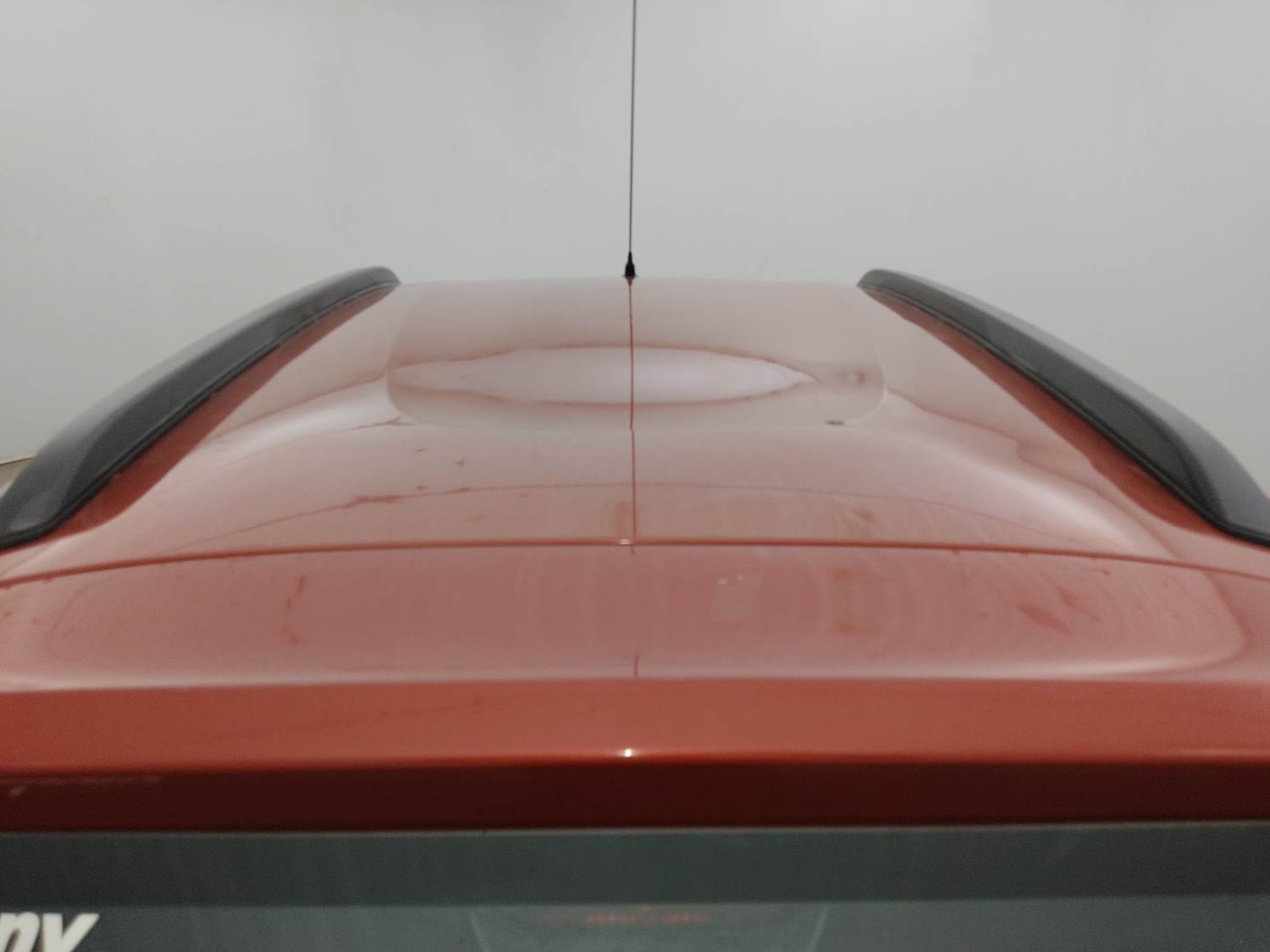 Used 2018 Renault Kwid 1.0 RXT AMT Petrol Automatic exterior EXTERIOR ROOF VIEW