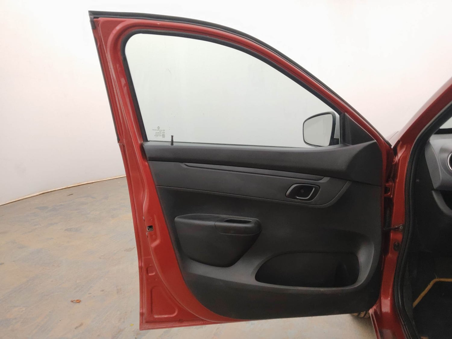 Used 2018 Renault Kwid 1.0 RXT AMT Petrol Automatic interior LEFT FRONT DOOR OPEN VIEW