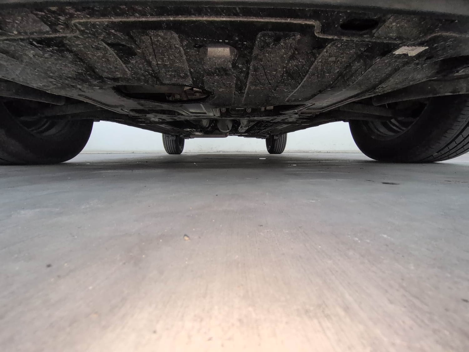 Used 2026 Hyundai Venue  1.5 CRDi Diesel AT DSL HX5 Diesel Automatic extra FRONT LEFT UNDERBODY VIEW