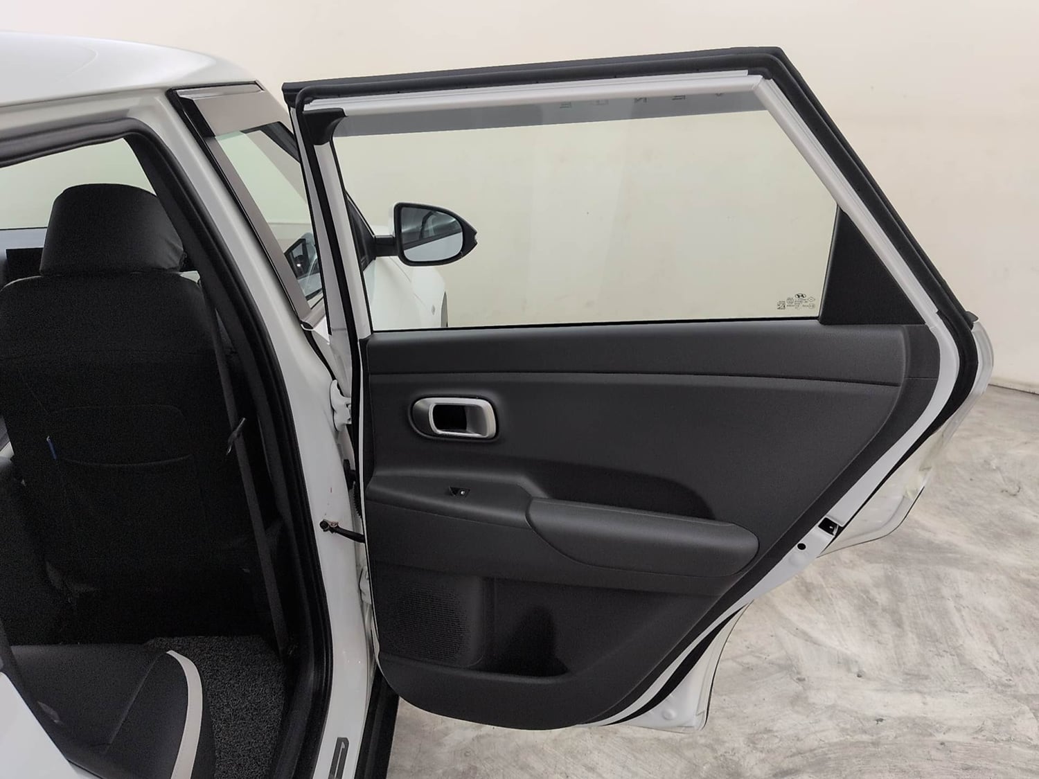 Used 2026 Hyundai Venue  1.5 CRDi Diesel AT DSL HX5 Diesel Automatic interior RIGHT REAR DOOR OPEN VIEW