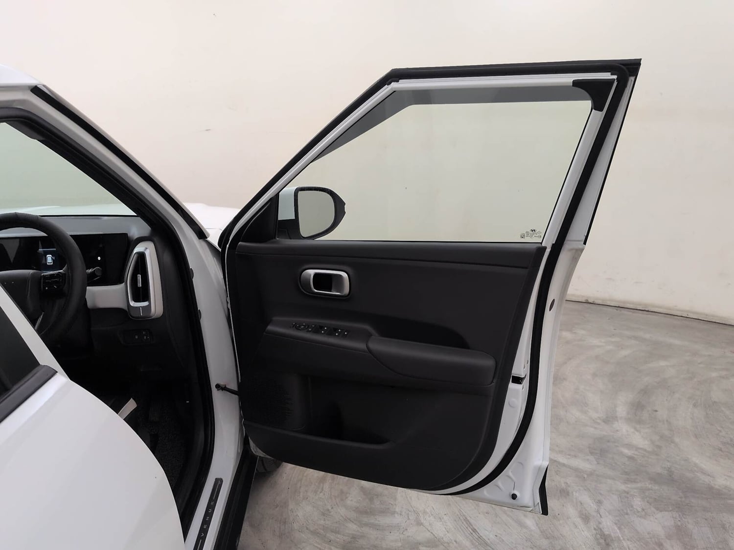 Used 2026 Hyundai Venue  1.5 CRDi Diesel AT DSL HX5 Diesel Automatic interior RIGHT FRONT DOOR OPEN VIEW