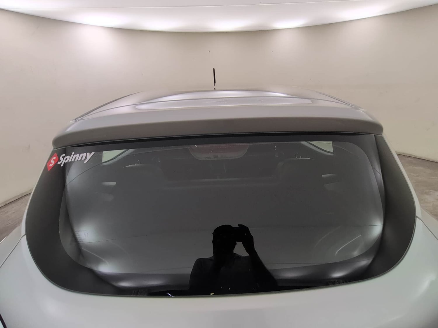 Used 2018 Renault Kwid 1.0 RXT AMT Opt Petrol Automatic exterior BACK WINDSHIELD VIEW
