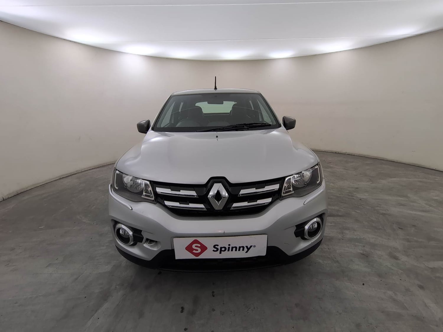 Used 2018 Renault Kwid 1.0 RXT AMT Opt Petrol Automatic exterior FRONT VIEW