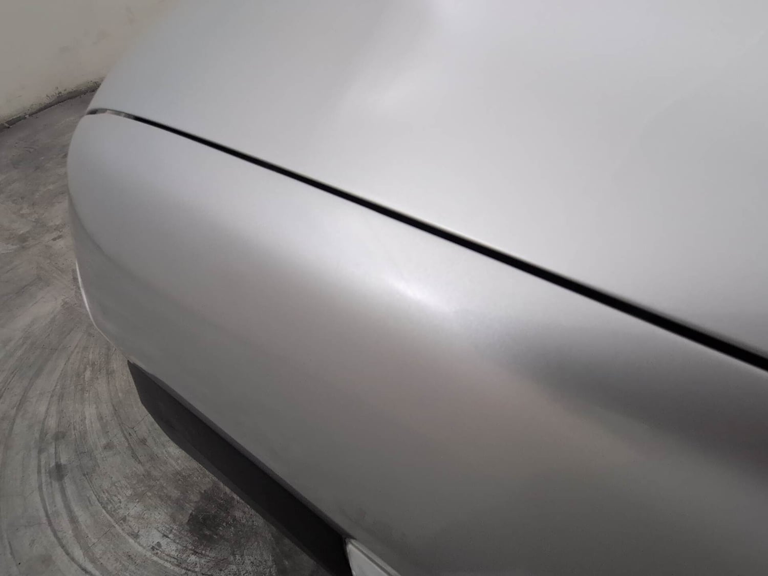 Used 2018 Renault Kwid 1.0 RXT AMT Opt Petrol Automatic dents MINOR SCRATCH