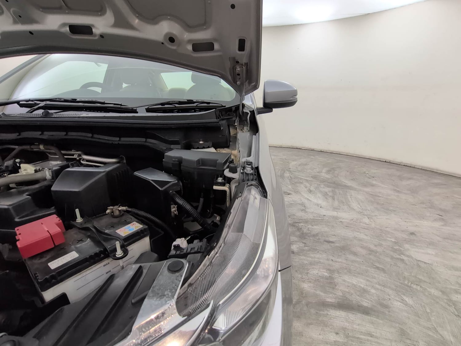 Used 2022 Honda Amaze VX MT 1.2 Petrol Petrol Manual engine ENGINE LEFT SIDE HINGE & APRON VIEW