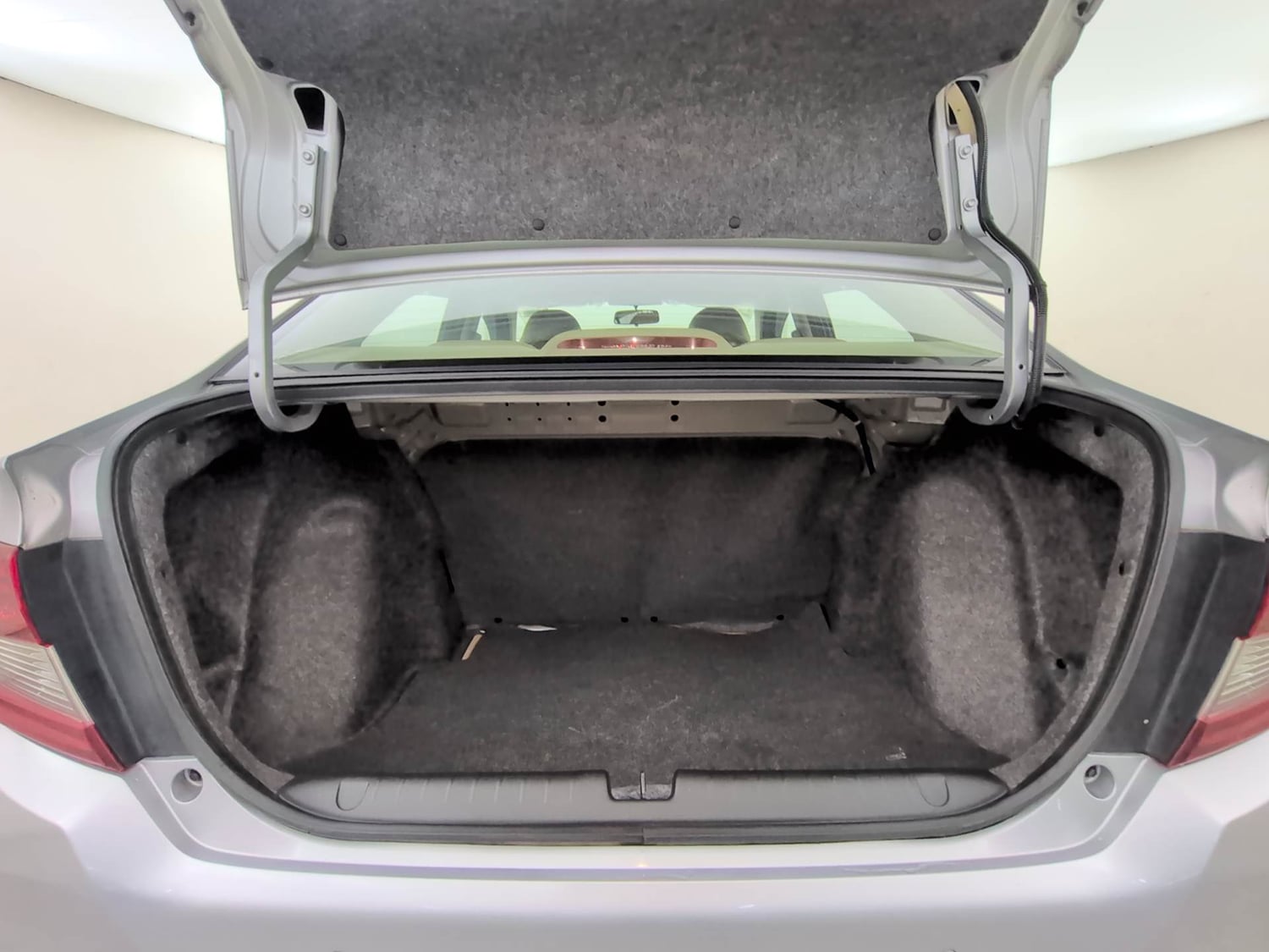 Used 2022 Honda Amaze VX MT 1.2 Petrol Petrol Manual interior DICKY INSIDE VIEW