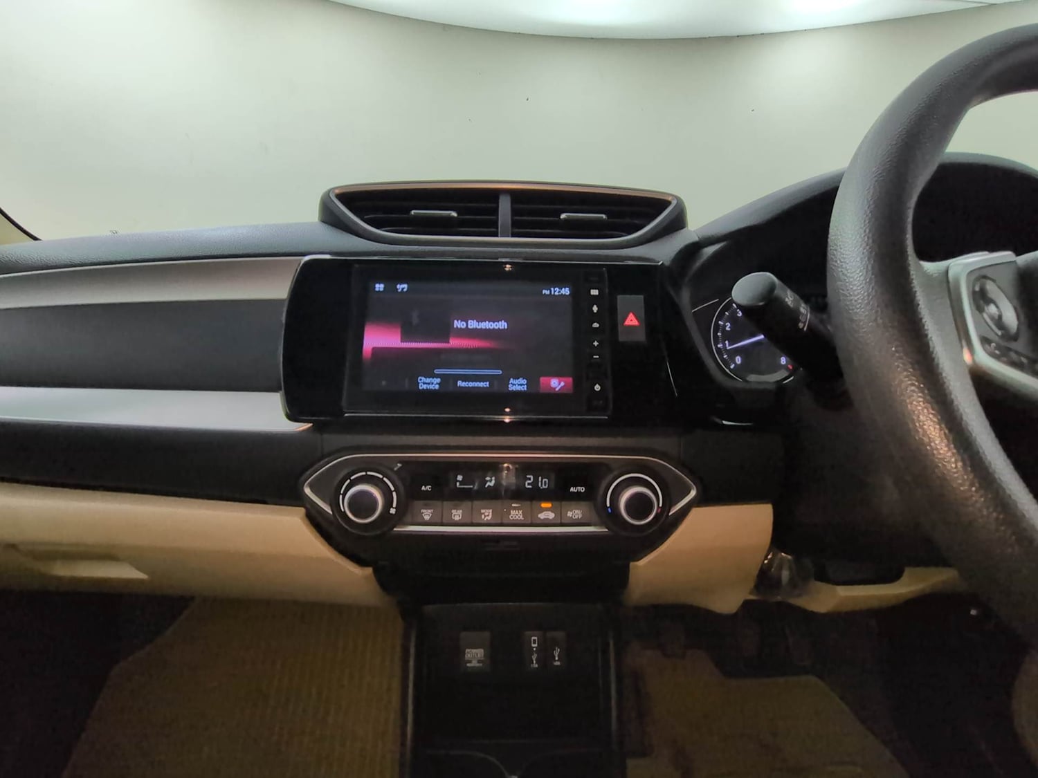Used 2022 Honda Amaze VX MT 1.2 Petrol Petrol Manual interior MUSIC SYSTEM & AC CONTROL VIEW