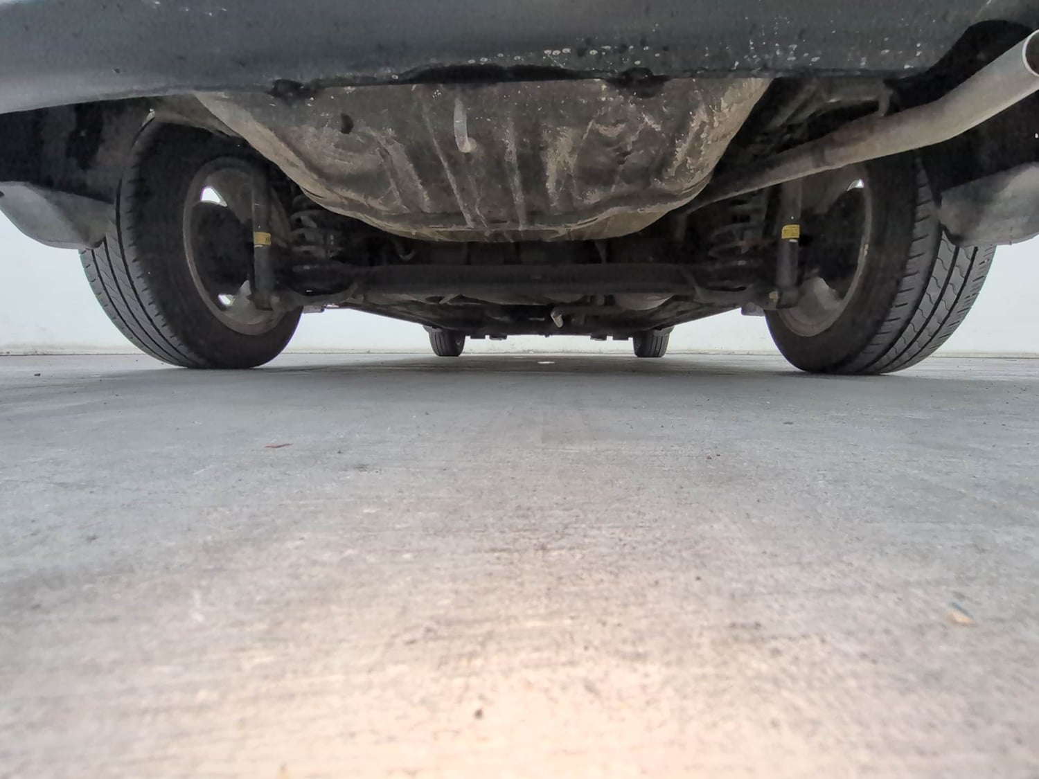 Used 2022 Honda Amaze VX MT 1.2 Petrol Petrol Manual extra REAR UNDERBODY VIEW (TAKEN FROM REAR)