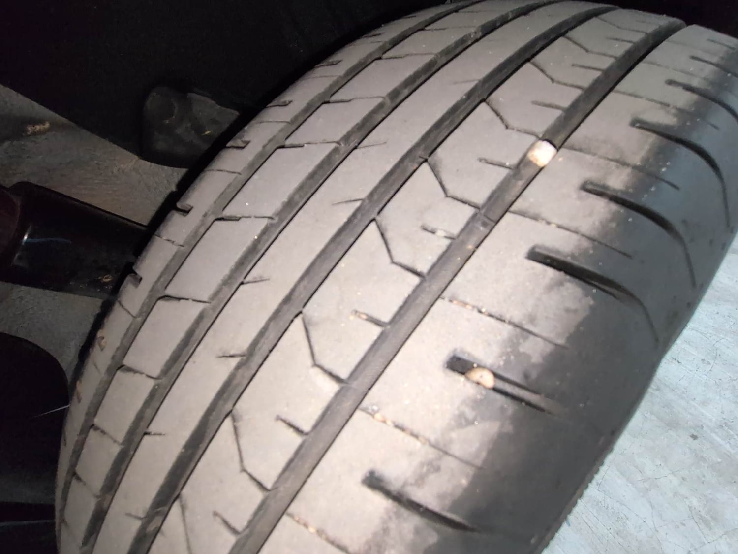 Used 2025 Hyundai Creta 1.5 MPi Petrol MT EX Petrol Manual tyres RIGHT REAR TYRE TREAD VIEW