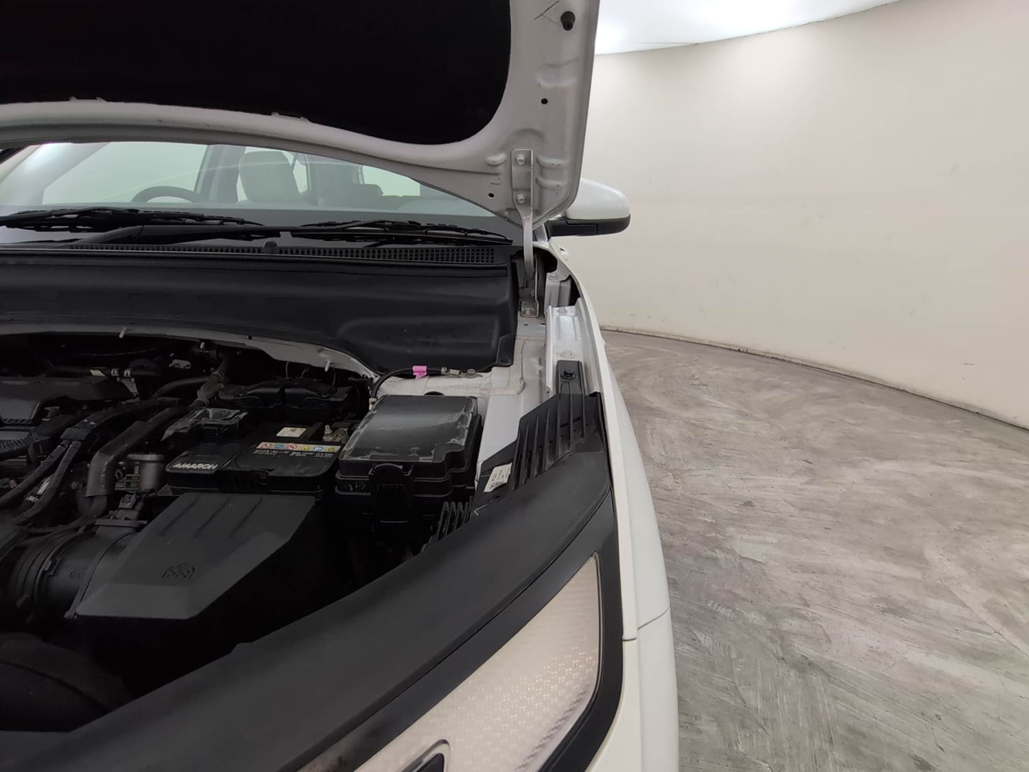 Used 2025 Hyundai Creta 1.5 MPi Petrol MT EX Petrol Manual engine ENGINE LEFT SIDE HINGE & APRON VIEW
