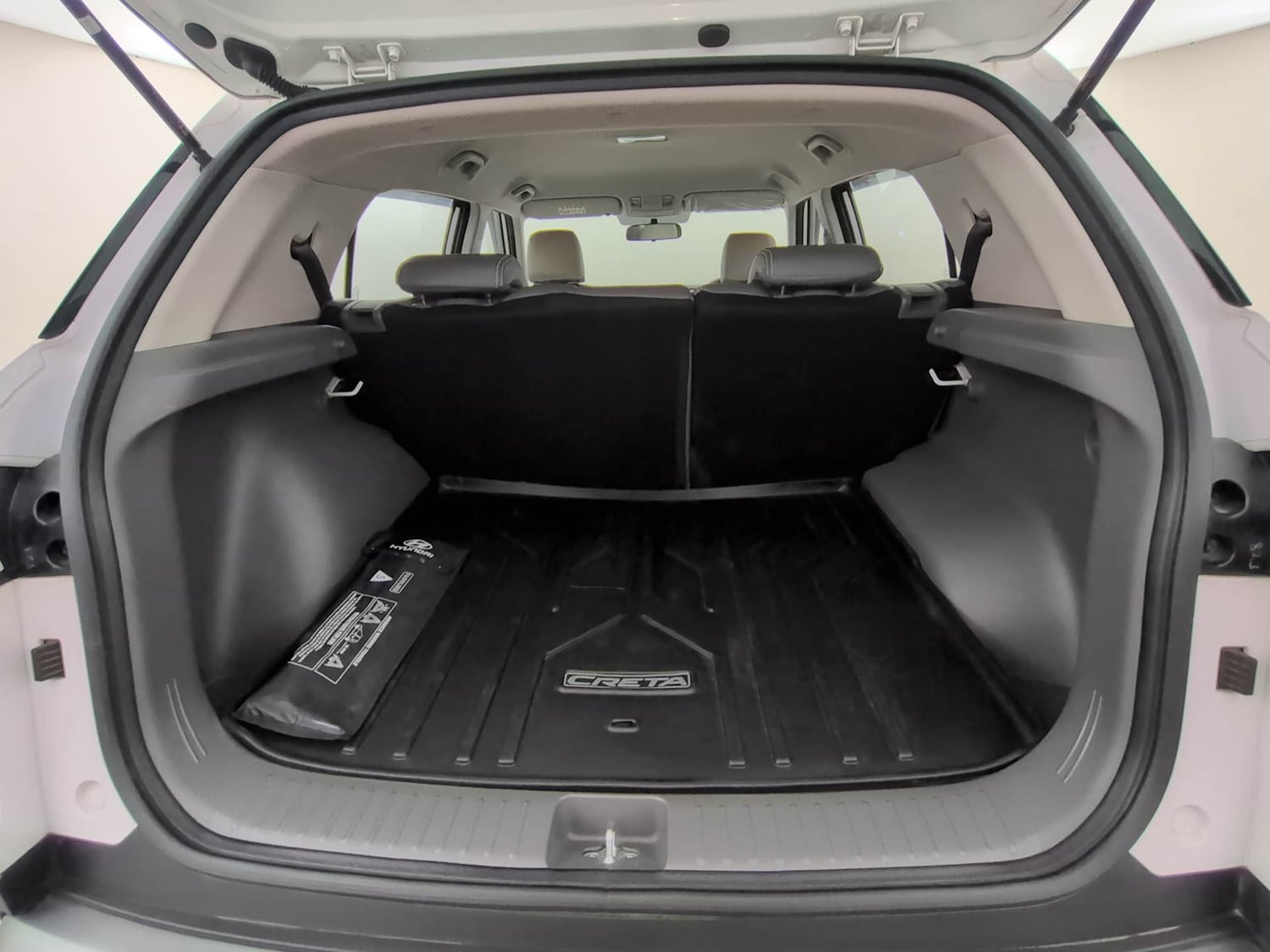 Used 2025 Hyundai Creta 1.5 MPi Petrol MT EX Petrol Manual interior DICKY INSIDE VIEW