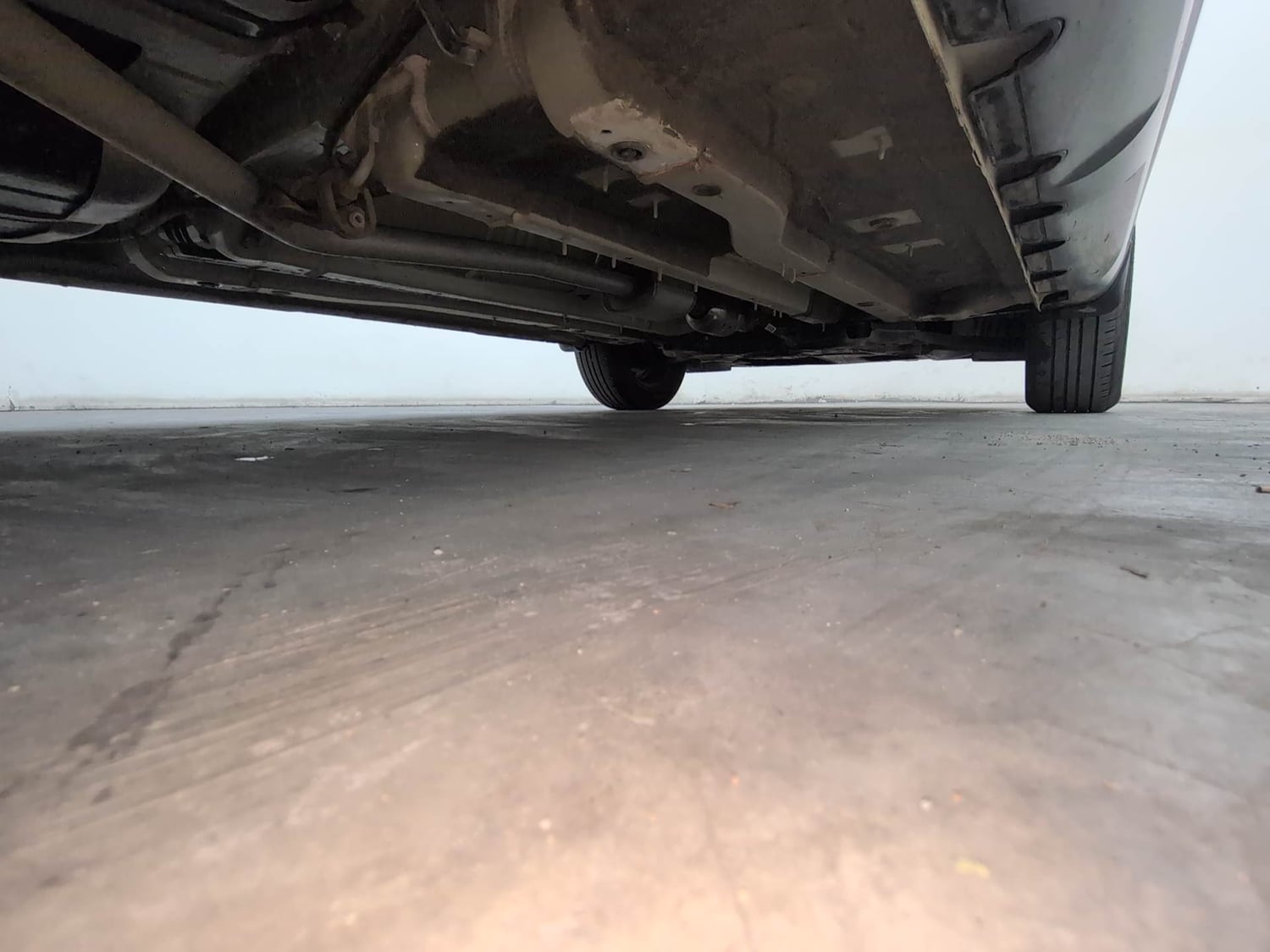 Used 2025 Hyundai Creta 1.5 MPi Petrol MT EX Petrol Manual extra REAR RIGHT UNDERBODY VIEW