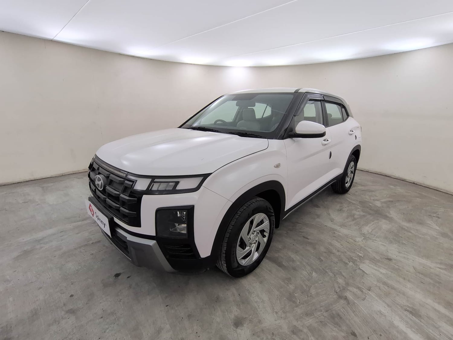 Used 2025 Hyundai Creta 1.5 MPi Petrol MT EX Petrol Manual exterior LEFT FRONT CORNER VIEW