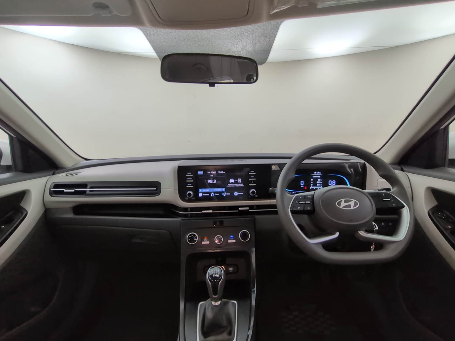 Used 2025 Hyundai Creta 1.5 MPi Petrol MT EX Petrol Manual interior DASHBOARD VIEW