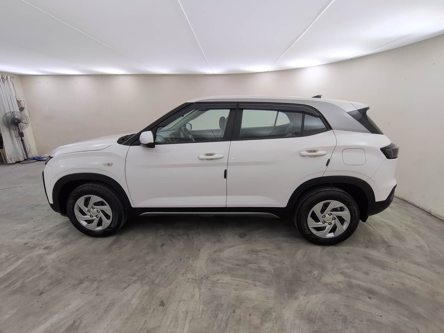 Used 2025 Hyundai Creta 1.5 MPi Petrol MT EX Petrol Manual exterior LEFT SIDE VIEW